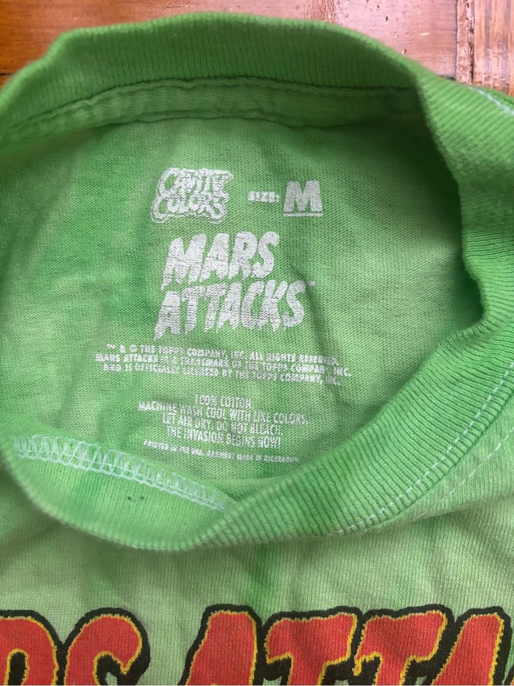 Mars Attacks Times Up Tie Dye T-Shirt Medium Horror Sci Fi | Unisex Medium - Picture 3 of 3